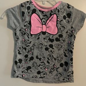 Disney Minnie Girls Size 6 Shirt